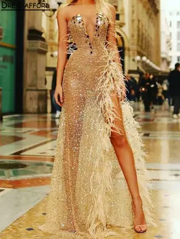  Auksinės iliuzijos plunksnos be petnešėlių Dubajaus vakarinės suknelės A-Line High Split karoliukais blizganti Saudo Arabijos oficiali vakarėlio suknelė