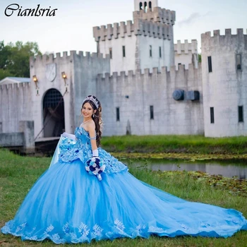  Šviesiai mėlyna nuo pečių perlai Karoliukai Rutuliukinė suknelė Svarainių suknelės 3D Gėlės Aplikacijos Raupiniai Korsetas Vestidos De 15 Años