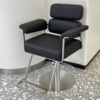  Juoda nerūdijančio kirpėjo kėdė Nauji modeliai Paprastumas Amerikietiško stiliaus komfortas Kirpėjo kėdė Grožio salonas Modernūs 